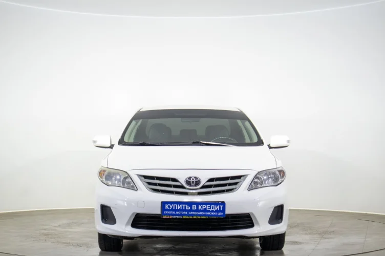 Toyota Corolla 2 из 6