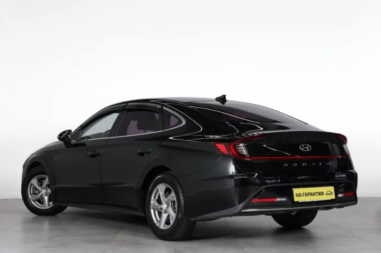 Hyundai Sonata 4 из 6