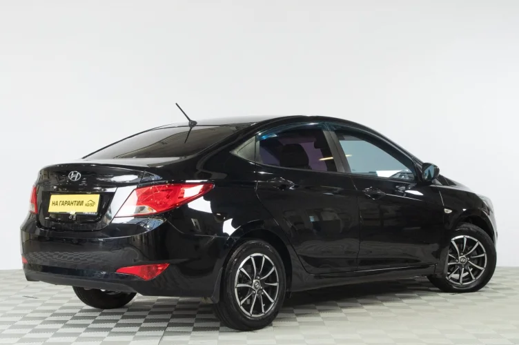 Hyundai Solaris 6 из 6