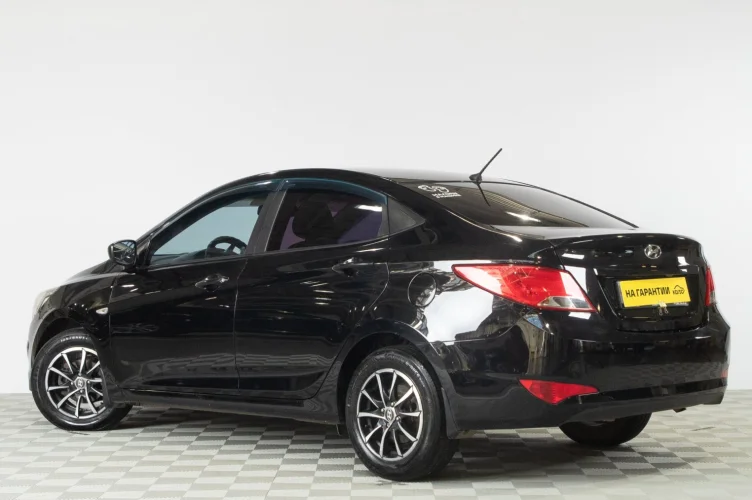 Hyundai Solaris 4 из 6
