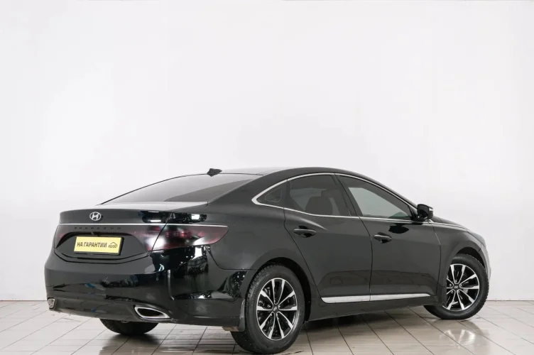 Hyundai Grandeur 6 из 6
