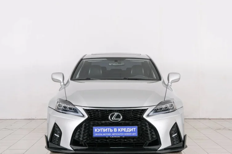 Lexus IS 2 из 6