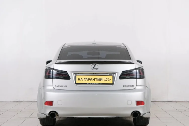 Lexus IS 5 из 6