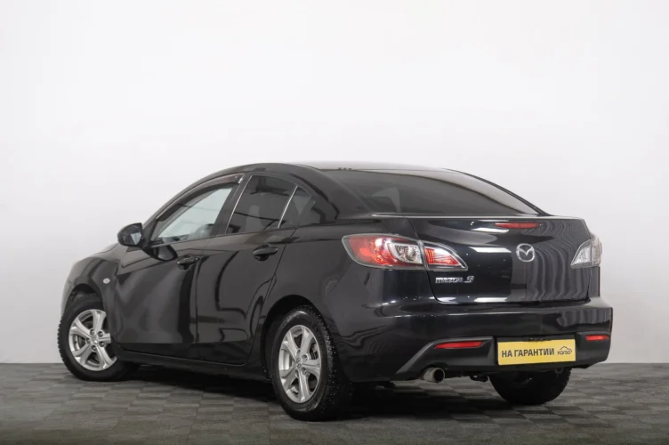Mazda 3 5 из 6