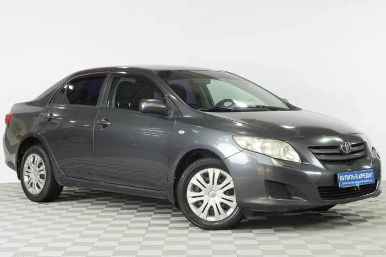 Toyota Corolla 1 из 6