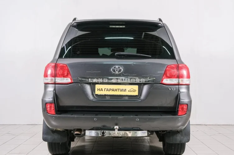 Toyota Land Cruiser 5 из 6