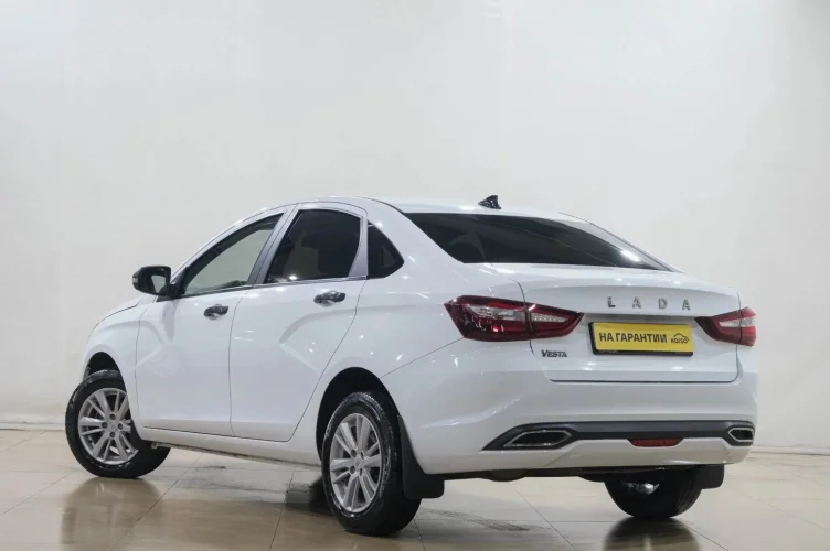 ВАЗ (LADA) Vesta 4 из 6