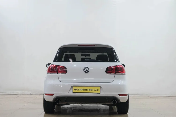 Volkswagen Golf GTI 5 из 6