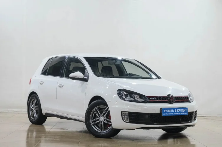 Volkswagen Golf GTI 1 из 6