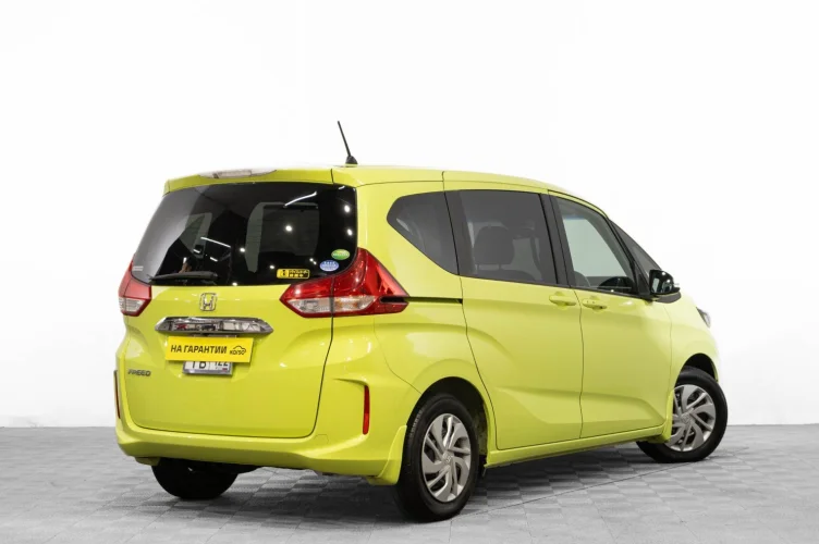 Honda Freed 4 из 6