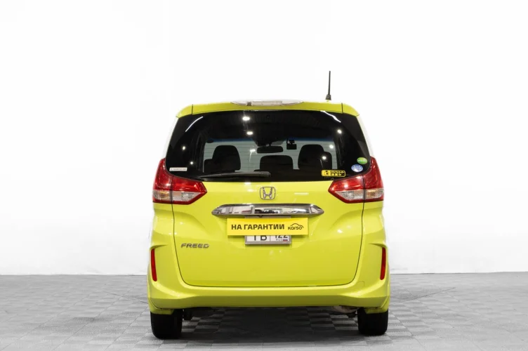 Honda Freed 5 из 6
