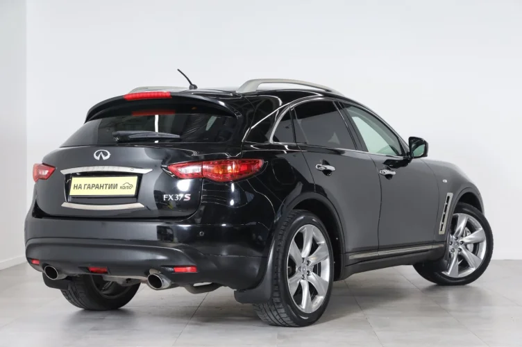 Infiniti FX37 6 из 6