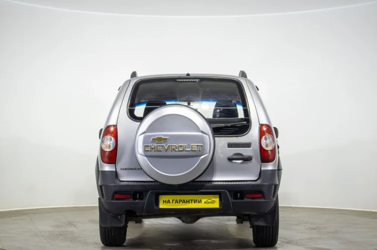 Chevrolet Niva 5 из 6