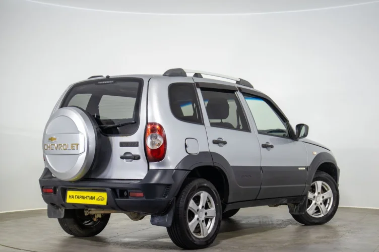 Chevrolet Niva 4 из 6