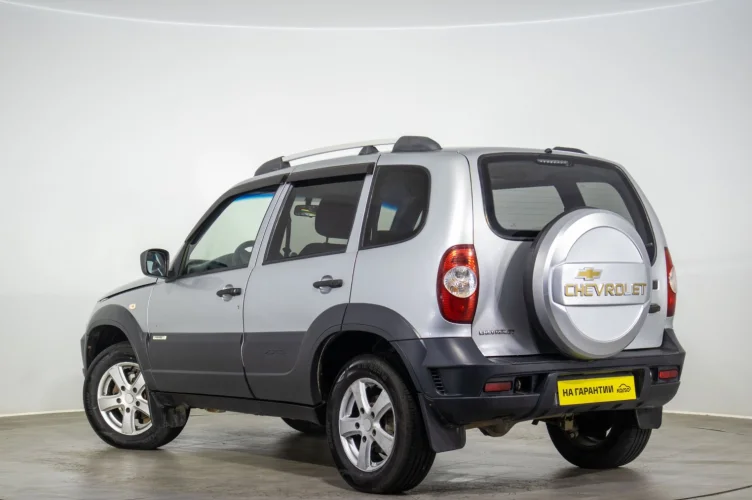 Chevrolet Niva 6 из 6