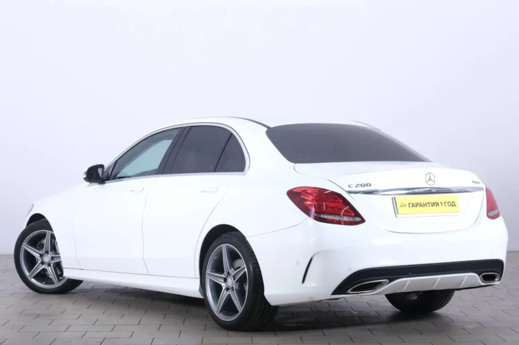 Mercedes-Benz C-класс 4 из 6