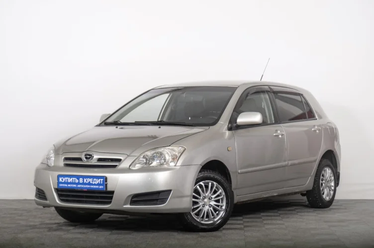 Toyota Corolla 2 из 6