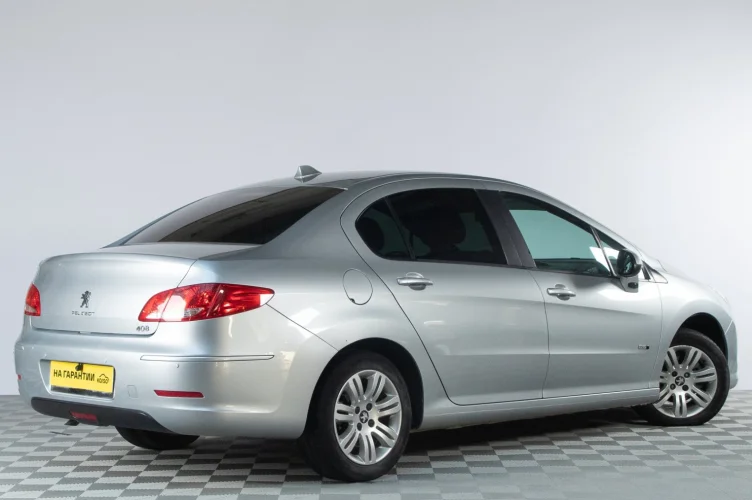 Peugeot 408 6 из 6