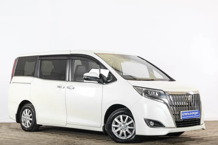 Toyota Esquire 1 из 6