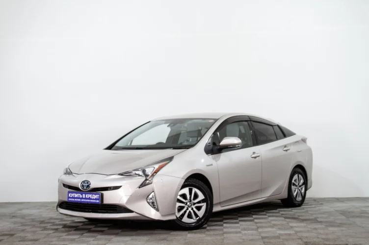 Toyota Prius 3 из 6