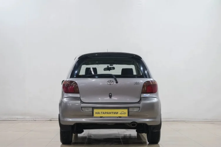 Toyota Vitz 5 из 6