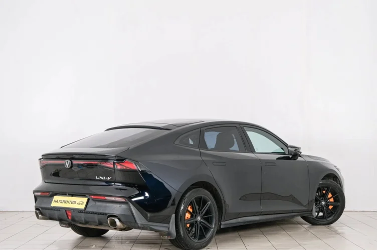 Changan UNI-V 6 из 6