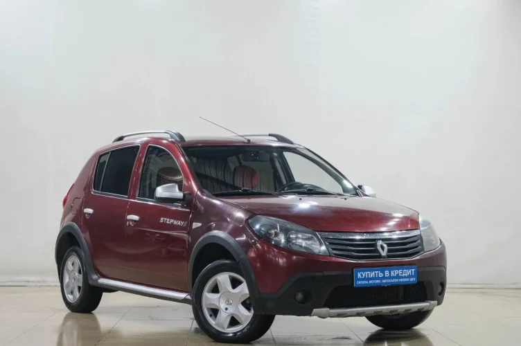 Renault Sandero Stepway 1 из 6