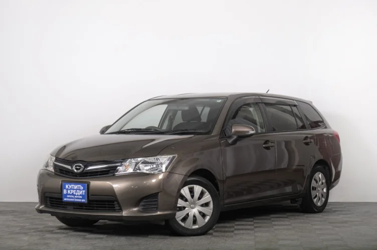Toyota Corolla Fielder 2 из 6