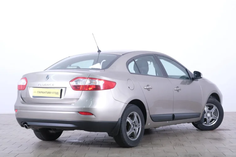 Renault Fluence 6 из 6