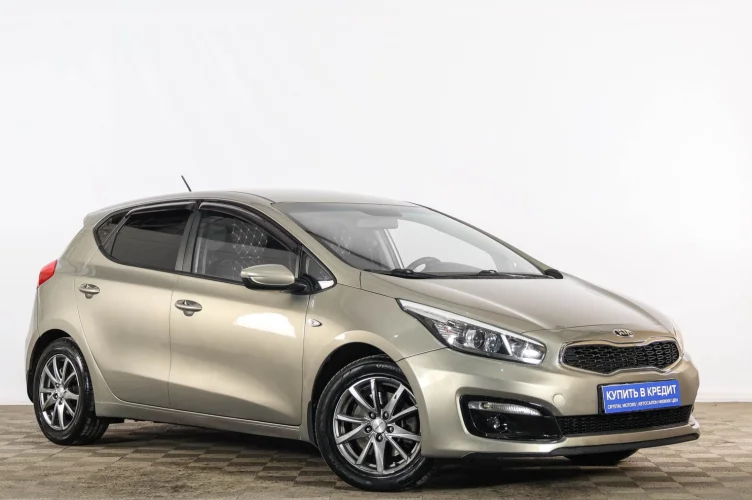 KIA cee'd 1 из 6