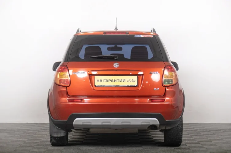 Suzuki SX4 4 из 6