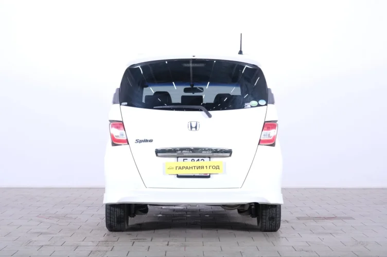 Honda Freed 5 из 6