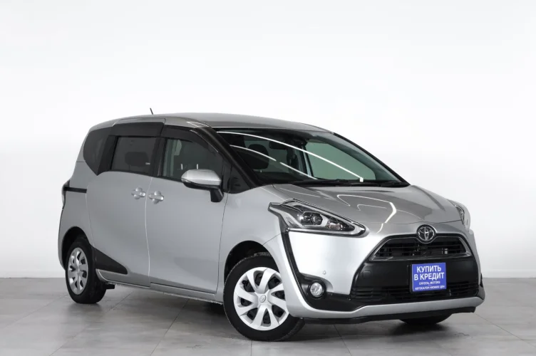 Toyota Sienta 1 из 6