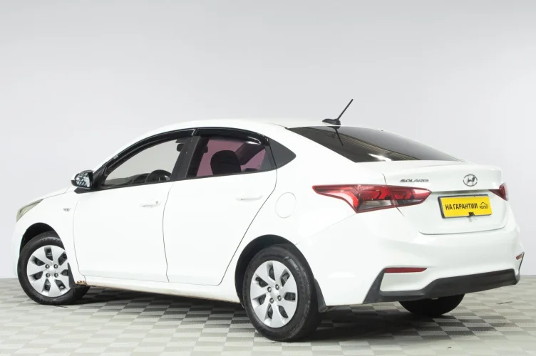 Hyundai Solaris 4 из 6