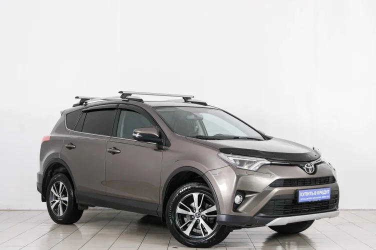 Toyota RAV4 1 из 6