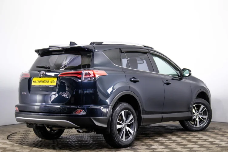 Toyota RAV4 6 из 6