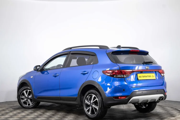 KIA Rio X-Line 4 из 6
