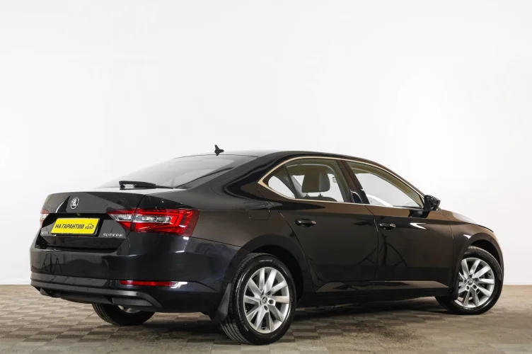 Skoda Superb 6 из 6