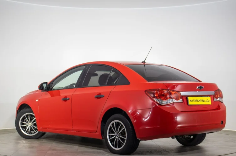 Chevrolet Cruze 6 из 6