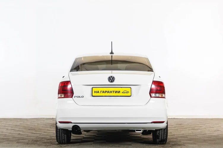 Volkswagen Polo 5 из 6