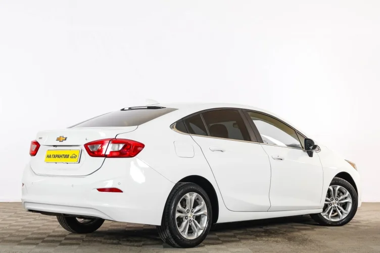 Chevrolet Cruze 6 из 6