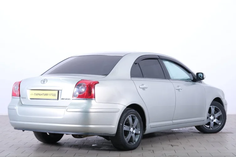 Toyota Avensis 6 из 6