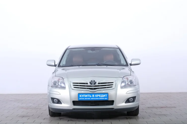 Toyota Avensis 2 из 6