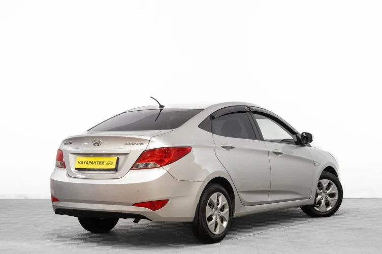 Hyundai Solaris 4 из 6