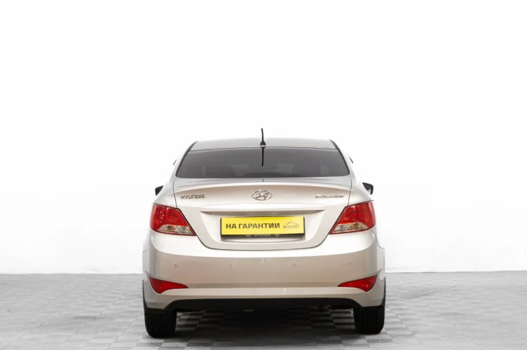 Hyundai Solaris 5 из 6