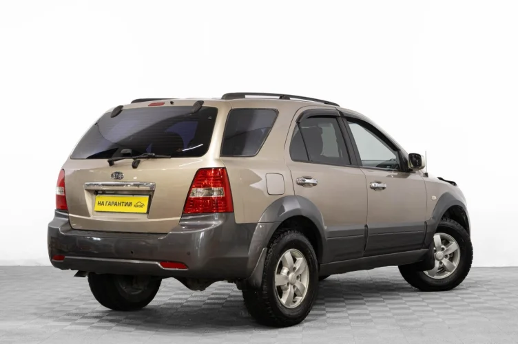 KIA Sorento 4 из 6