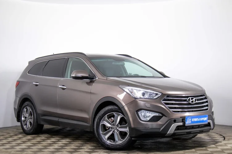 Hyundai Grand Santa Fe 1 из 6