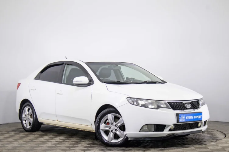 KIA Cerato 1 из 6