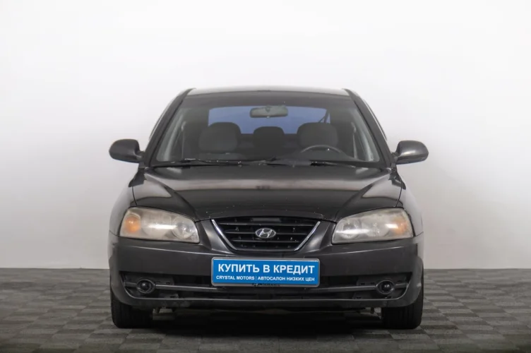 Hyundai Elantra 3 из 6