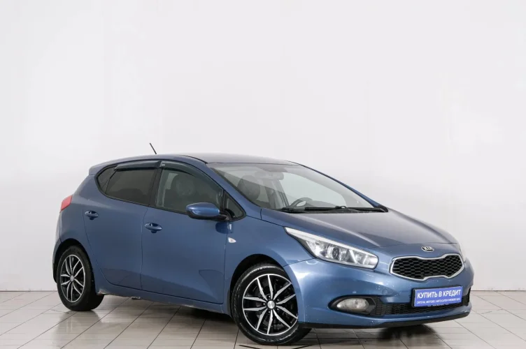 KIA cee'd 1 из 6